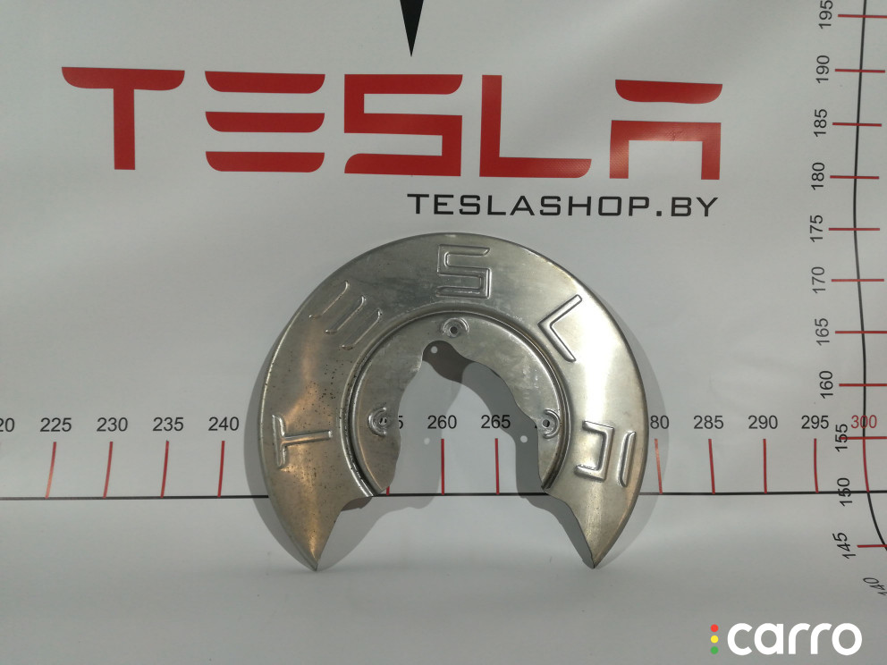 1044666-00-C Кожух тормозного диска Tesla Model 3 2019г. - фото №1