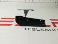101632300B Кронштейн крепления подкрылка заднего левого Tesla Model S 2012г. - фото №2