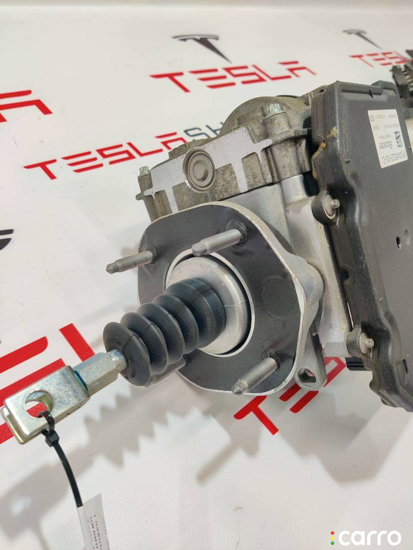 1045523-00-C цилиндр тормозной главный Tesla Model X 2019г. - фото №3