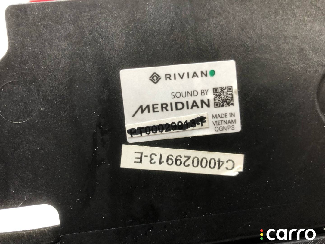 C400029913-E, PT00029913-E Усилитель музыкальный Rivian R1T 2022г. - фото №5