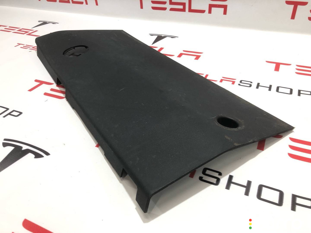 PT00018025-F, PT00046994-E защита днища Rivian R1T 2022г. - фото №2
