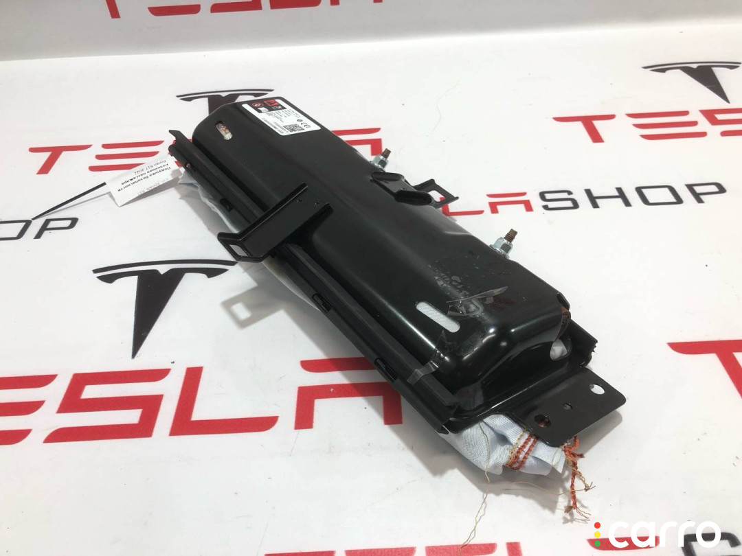 PT00000829-H Подушка безопасности коленная Rivian R1T 2022г. - фото №4