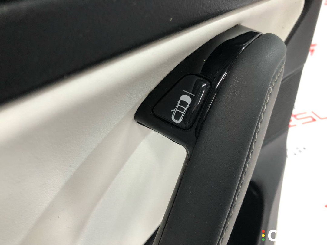 1090413-02-L обшивка двери задней левой Tesla Model 3 2020г. - фото №4