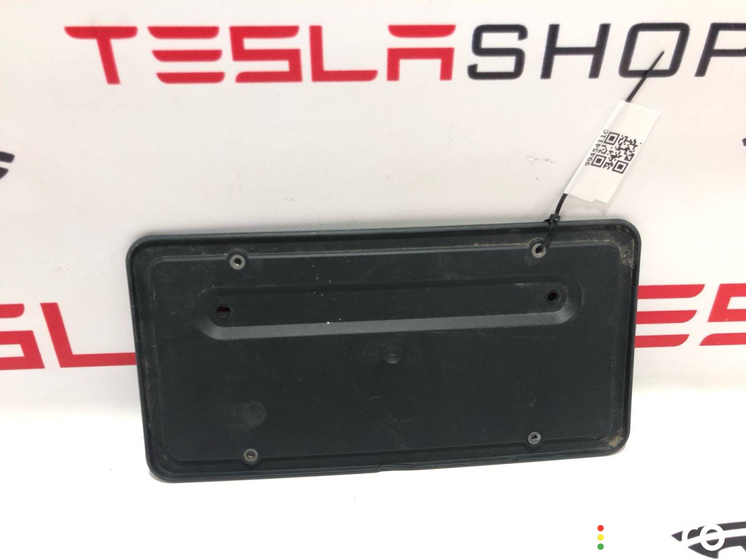 1096844-00-B бленда Tesla Model 3 2019г. - фото №1