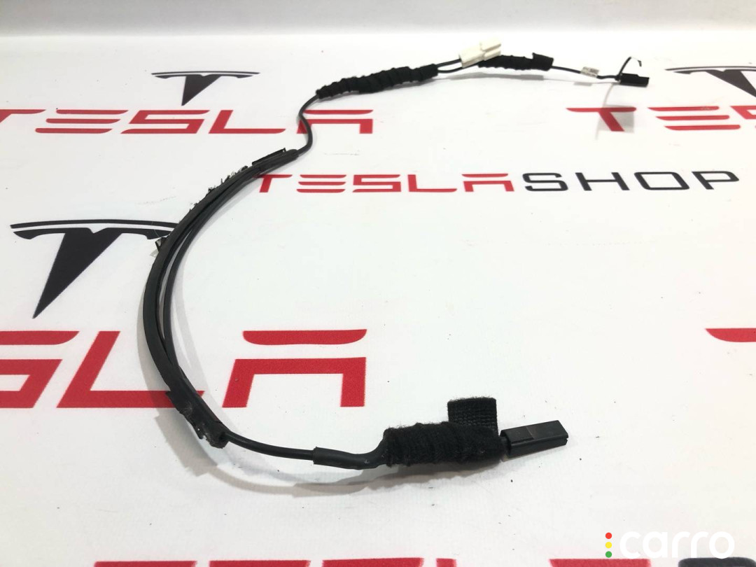 1102749-00-B антенна Tesla Model 3 2019г. - фото №2