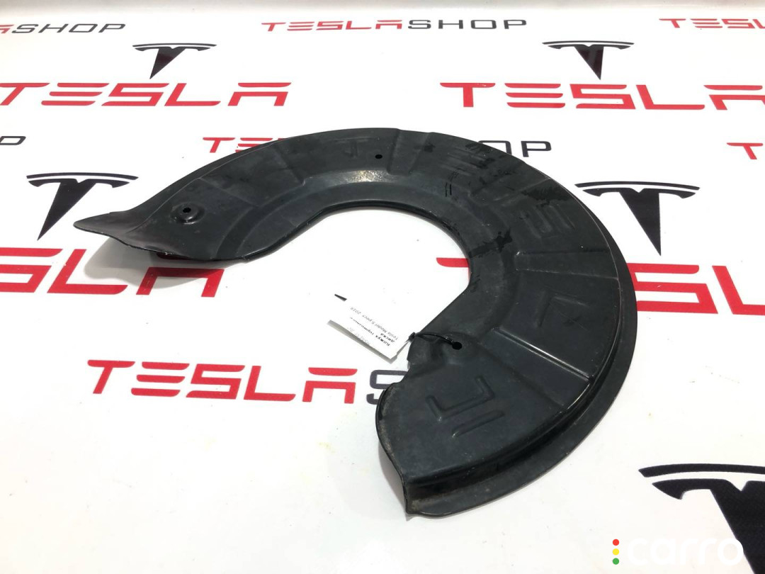 1045951-01-B Кожух тормозного диска Tesla Model S 2019г. - фото №2