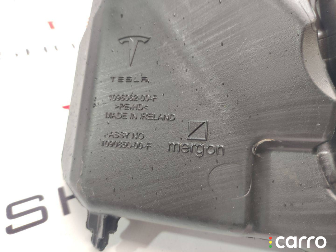1096062-00-F, 1139548-00-A бачок омывателя передний Tesla Model 3 2020г. - фото №2