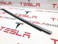 1038393-00-A, 1095786-00-C молдинг двери передней левой Tesla Model S 2019г. - фото №2