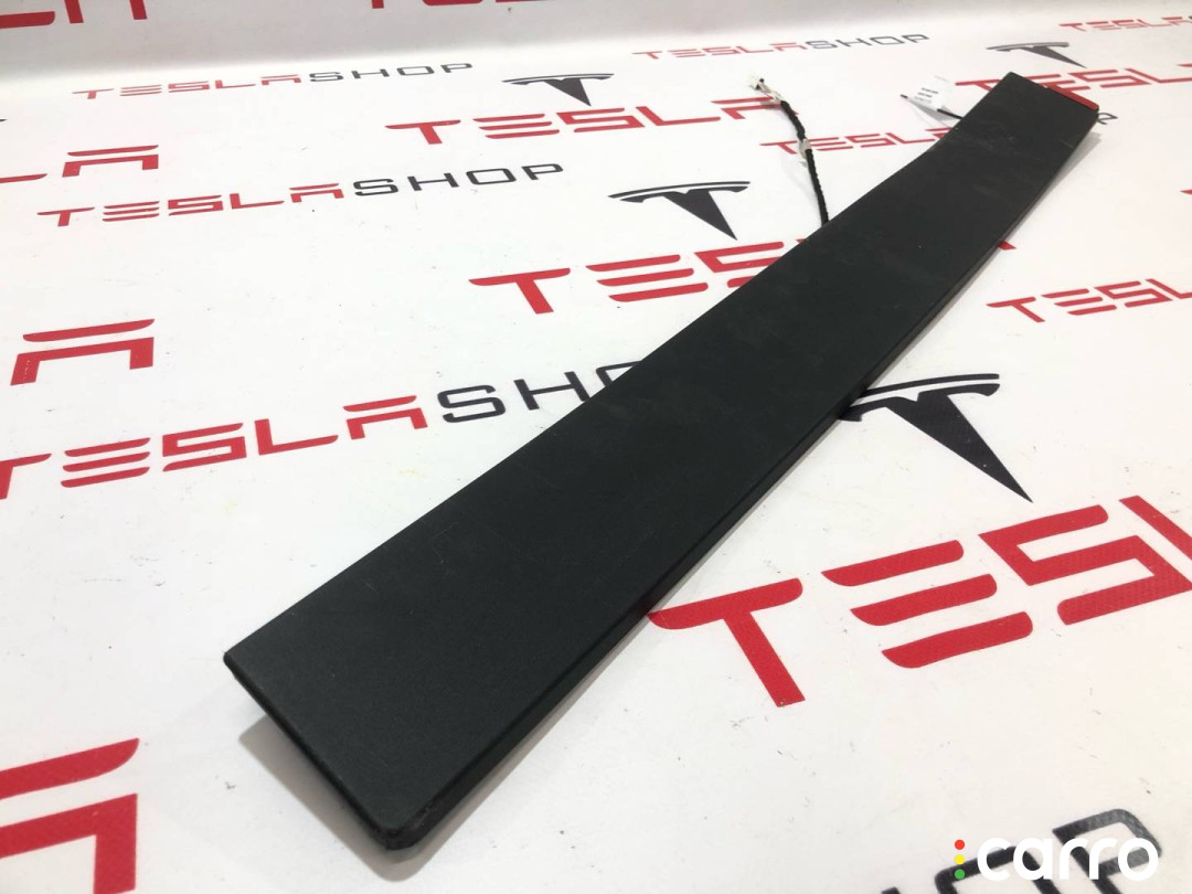 1097663-00-A накладка двери задней левой Tesla Model X 2019г. - фото №2
