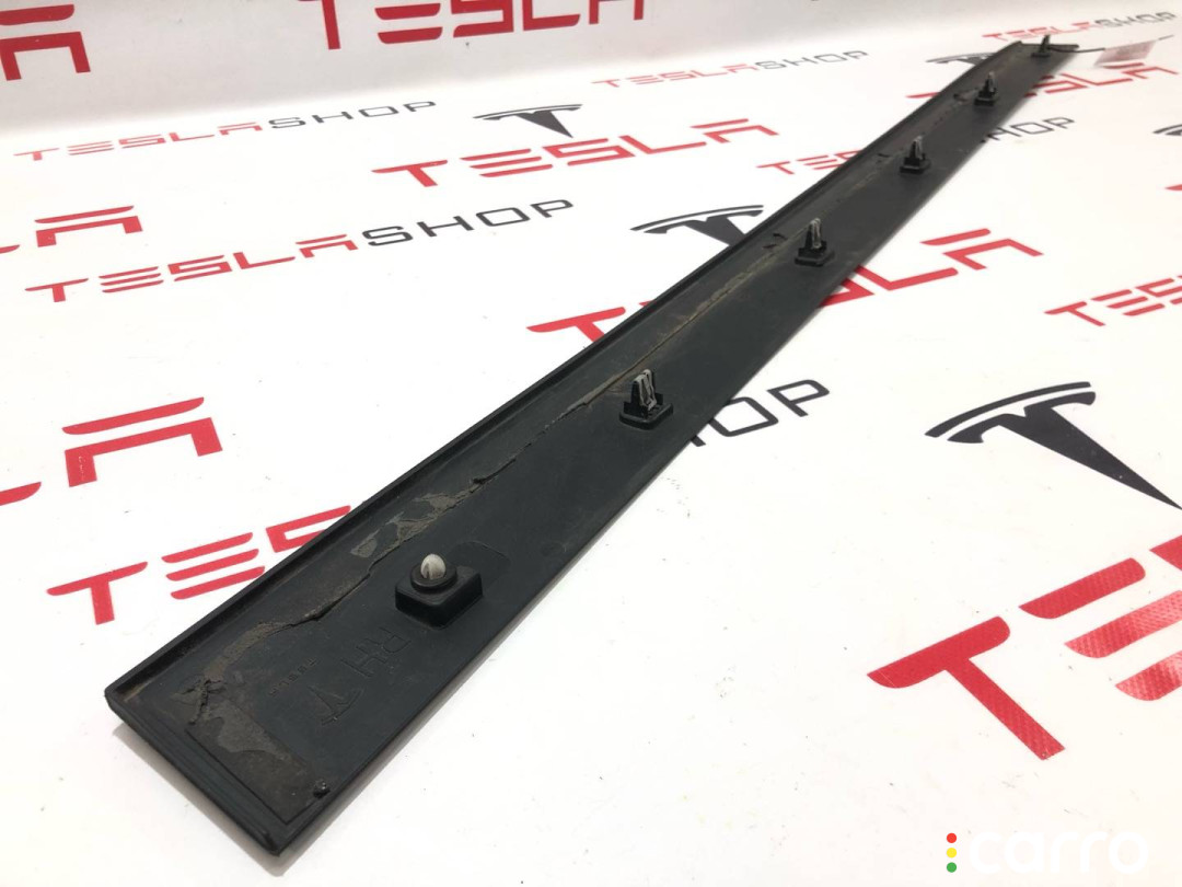 1035120-00-D молдинг двери передней правой Tesla Model X 2019г. - фото №3