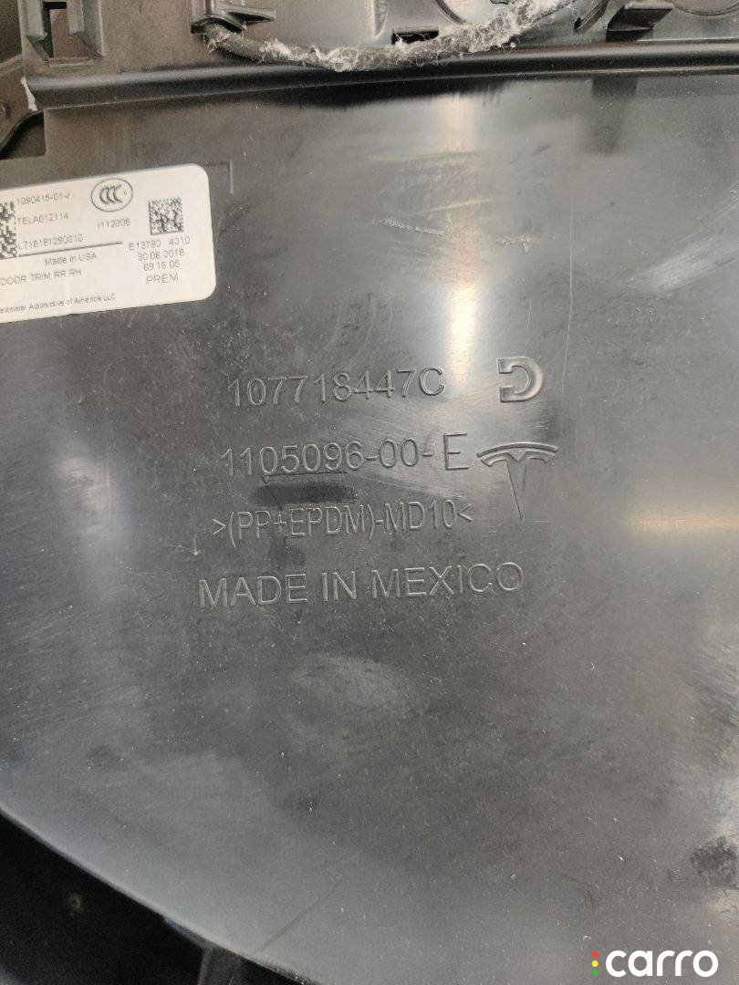 1090415-02-I, 1094959-01-C, 1105096-00-E обшивка двери задней правой Tesla Model 3 2019г. - фото №7