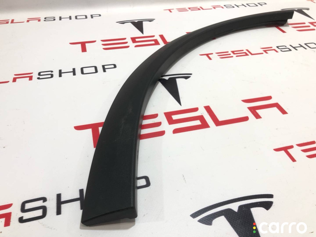 1032269-00-C, 1045892-00-D Молдинг крыла задний левый Tesla Model X 2019г. - фото №1
