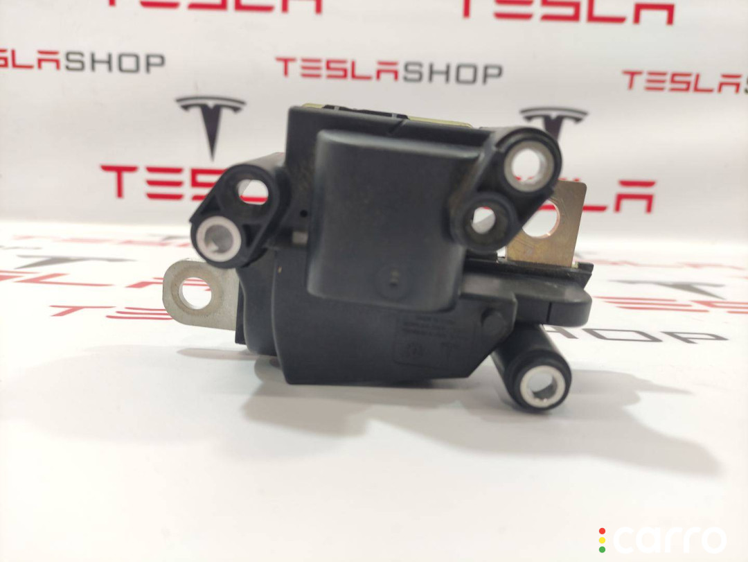 1089334-00-I, 1089334-01-I контактор высоковольтной батареи Tesla Model 3 - фото №2
