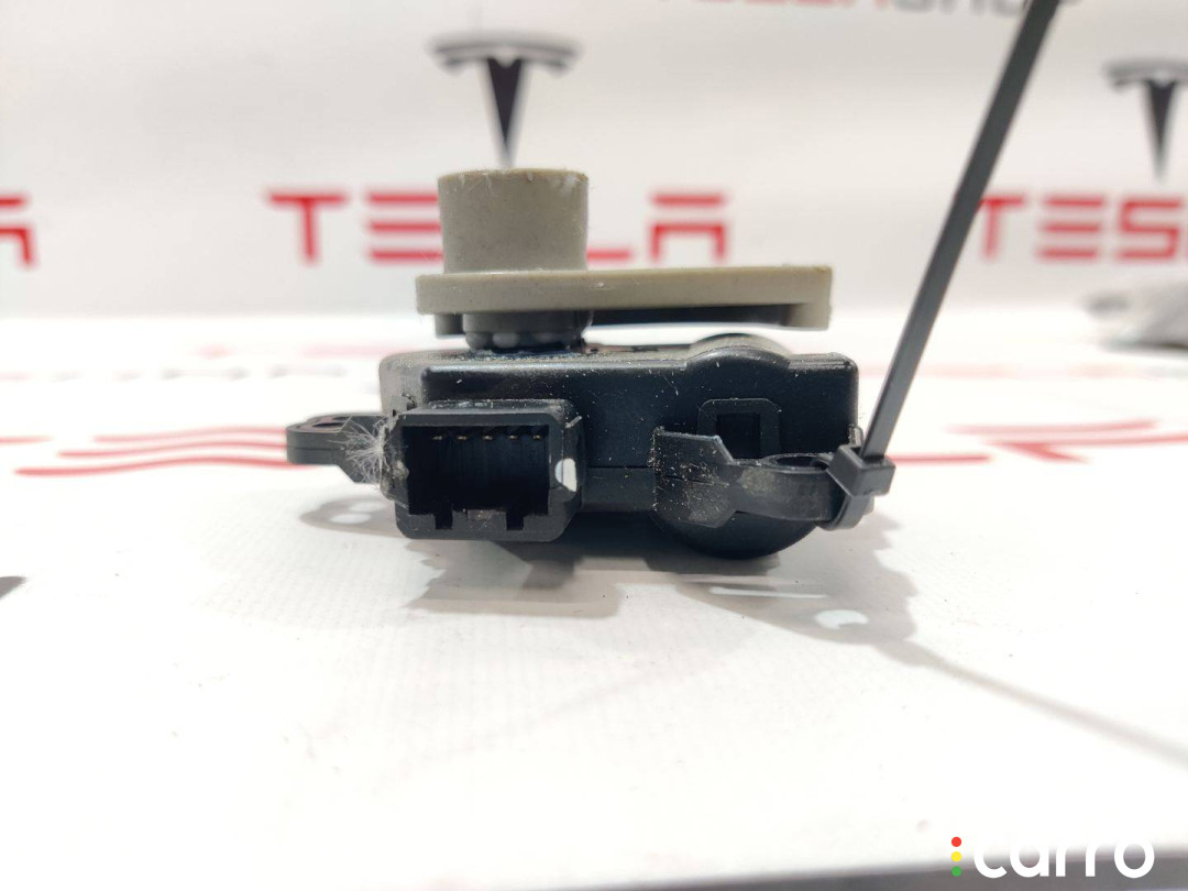 6008248, 6008244, 6008243, 6008245, 6008247 Моторчик заслонки печки Tesla Model S 2013г. - фото №2