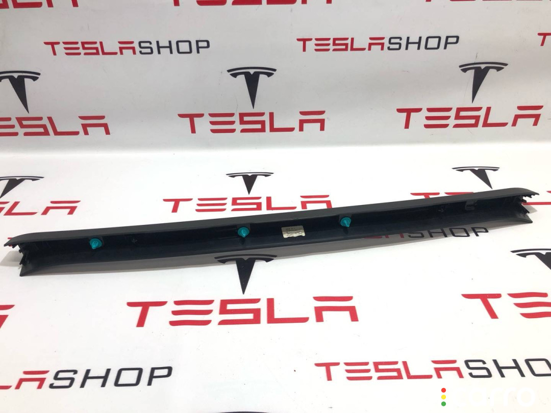 1009236-00-H, 1009255-00-G Накладка крышки багажника Tesla Model S 2019г. - фото №4