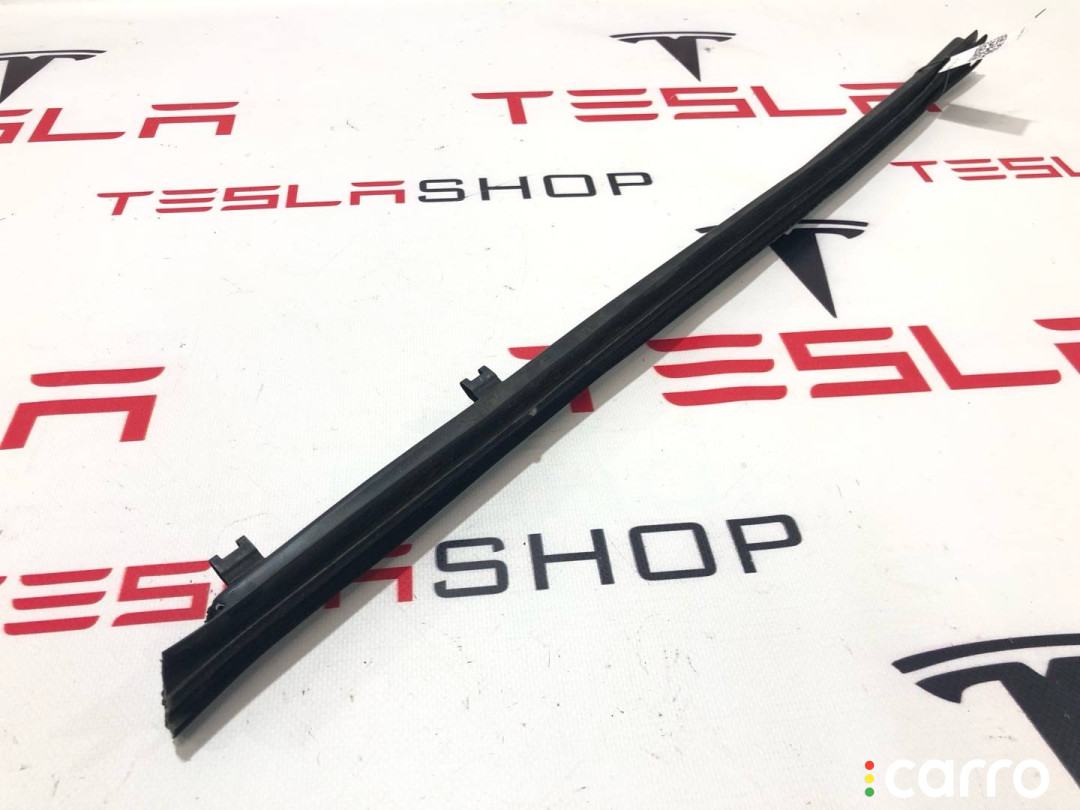 1038405-00-A уплотнитель передний левый Tesla Model S 2019г. - фото №2