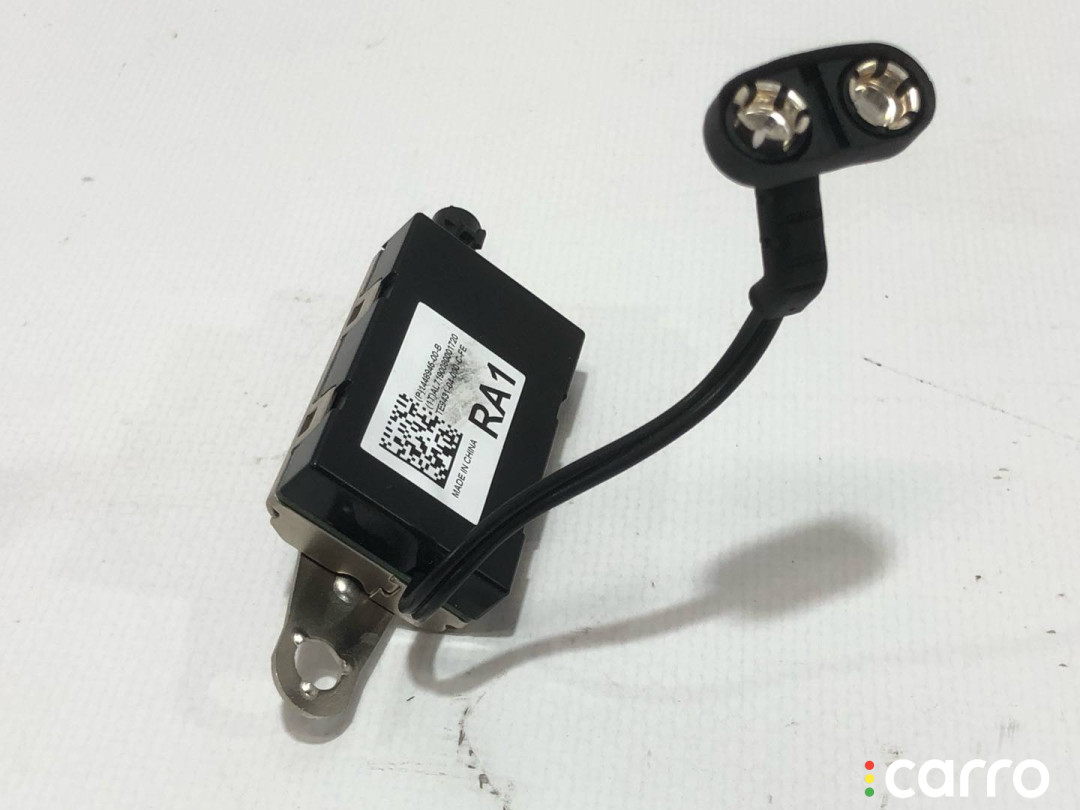 1448945-00-B усилитель антенны Tesla Model S 2019г. - фото №1