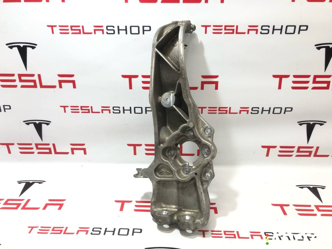 1030606-00-D Кулак поворотный правый Tesla Model S 2019г. - фото №3