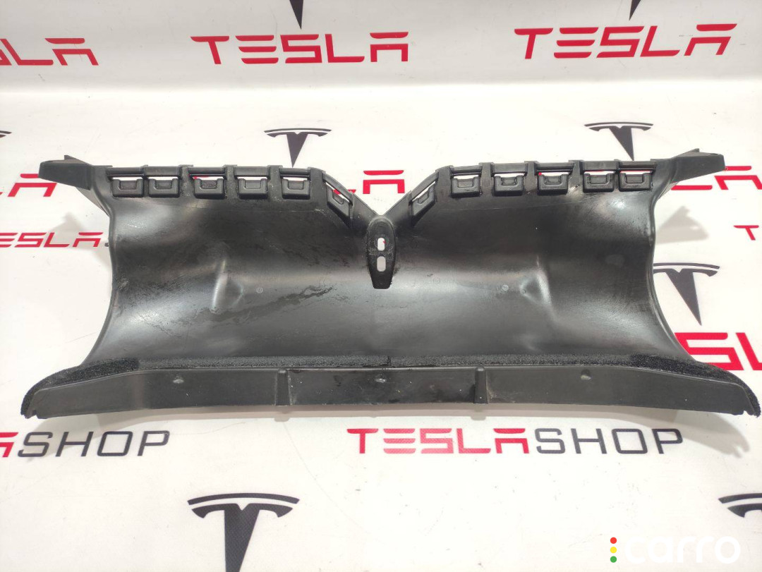 1034850-00-F, 1053475-00-C люверс переднего бампера Tesla Model X 2018г. - фото №1