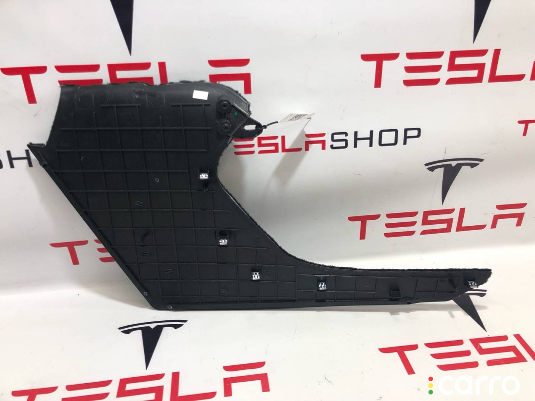 1008244-98-I, 1002387-00-F Накладка центральной консоли Tesla Model S 2019г. - фото №3