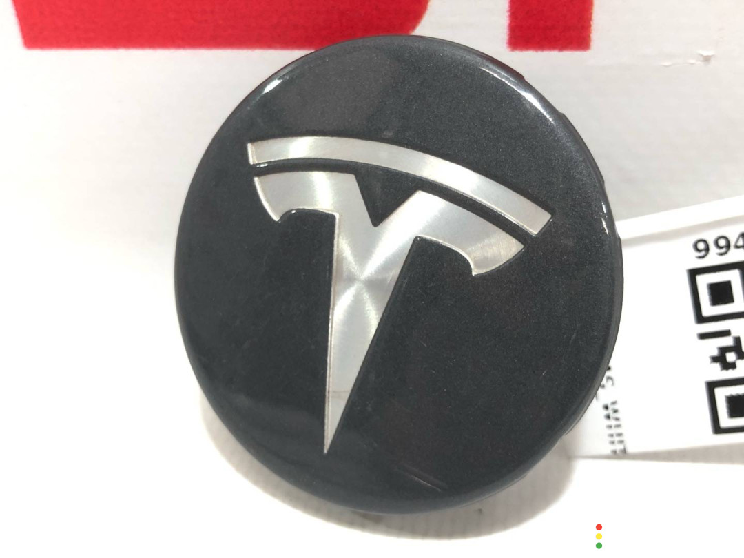 6005879-00-A Колпачок литого диска Tesla Model S 2019г. - фото №1