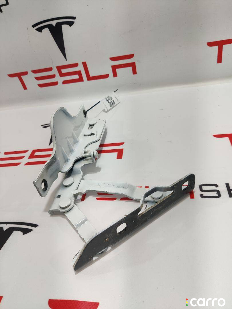 1029284-00-C, 600638-00-E Петля капота левая Tesla Model S 2019г. - фото №4