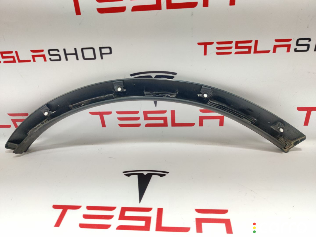 1032269-00-C, 1045892-00-D Молдинг крыла задний левый Tesla Model X 2016г. - фото №2