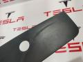 1037897-00-E, 1037898-00-D Накладка крышки багажника Tesla Model X 2016г. - фото №3