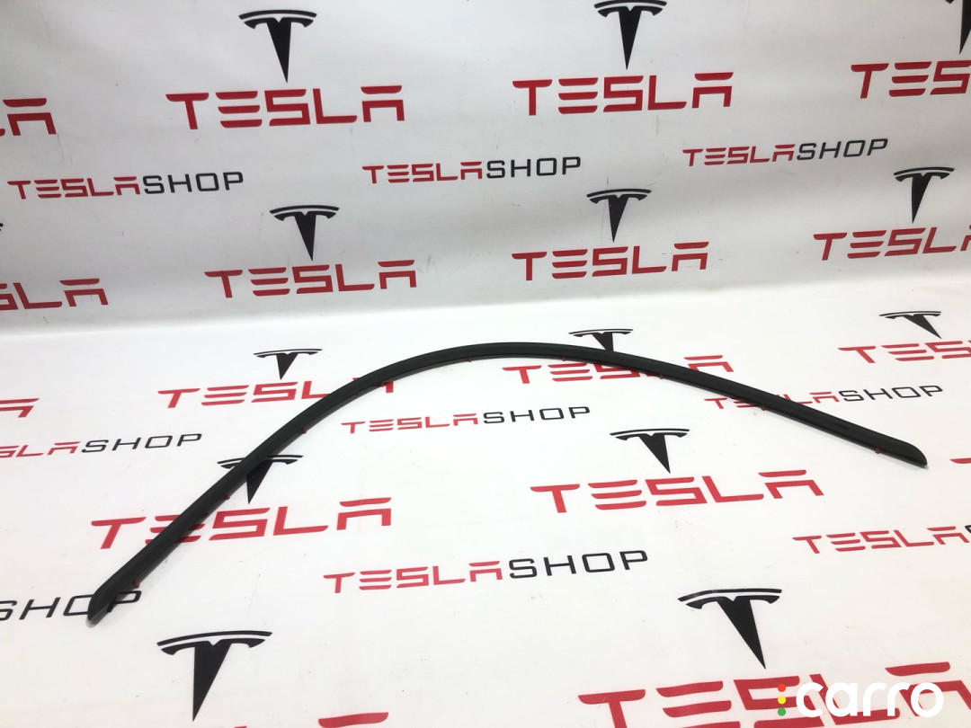 1036246-00-B уплотнитель капота Tesla Model X 2019г. - фото №2