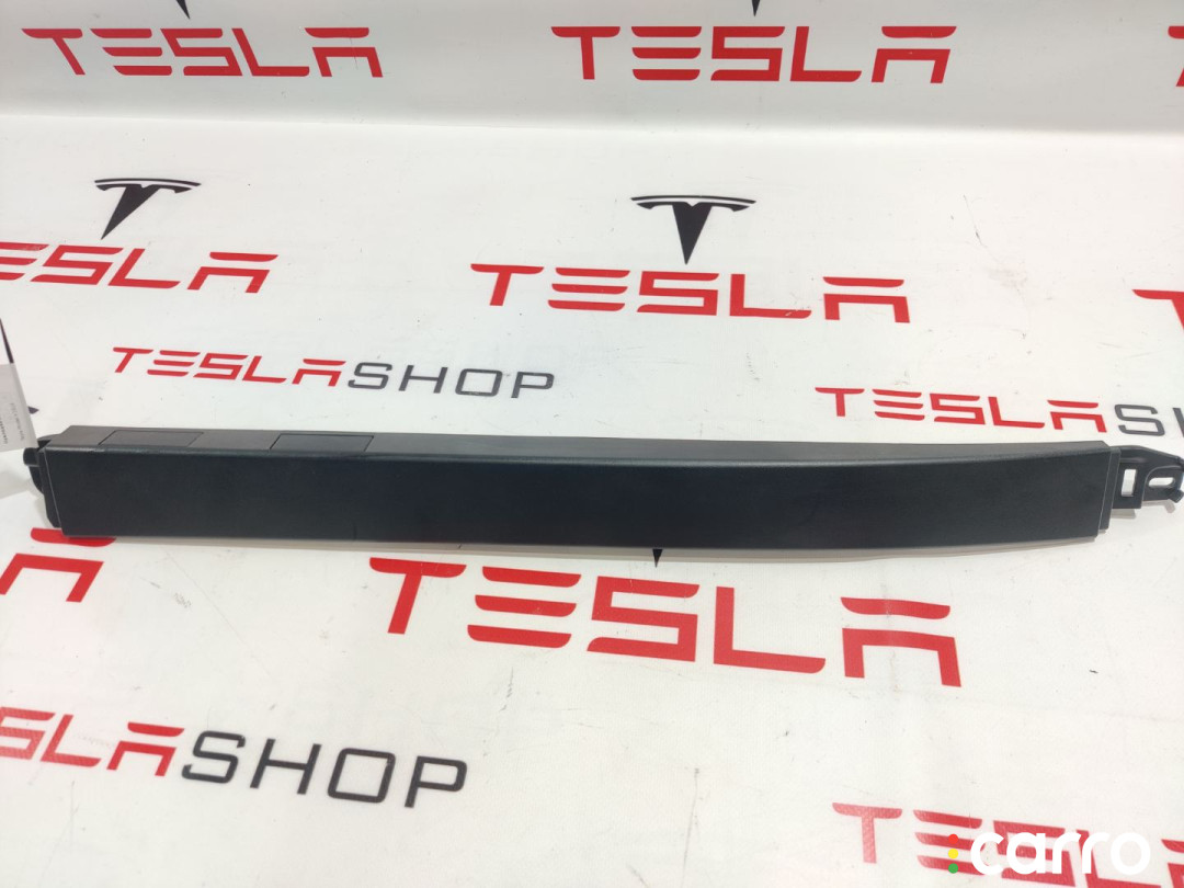 1035982-00-D Накладка багажника Tesla Model X 2016г. - фото №1