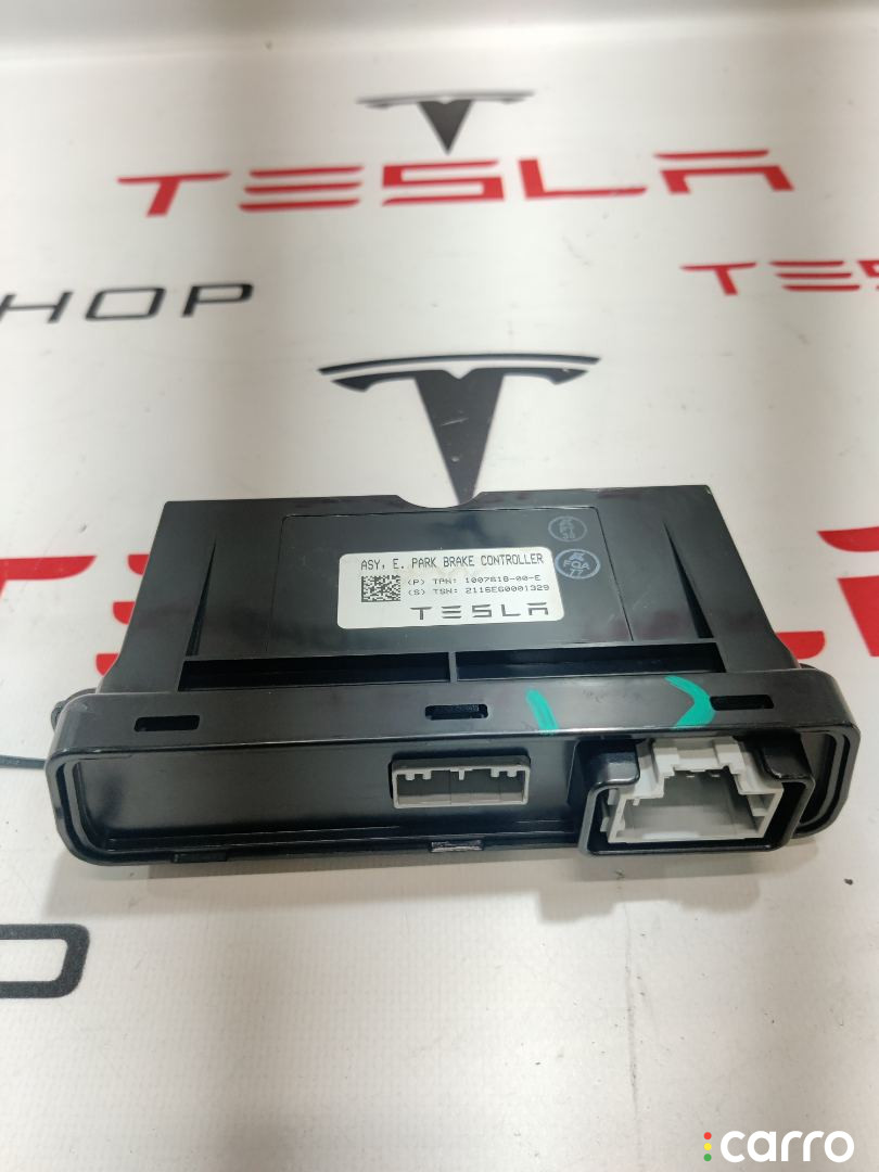 1007618-00-E ЭБУ электронного стояночного тормоза Tesla Model X 2016г. - фото №1