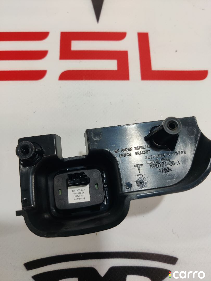 1002066-00-A, 1062771-00-A кнопка (выключатель) Tesla Model X 2016г. - фото №2
