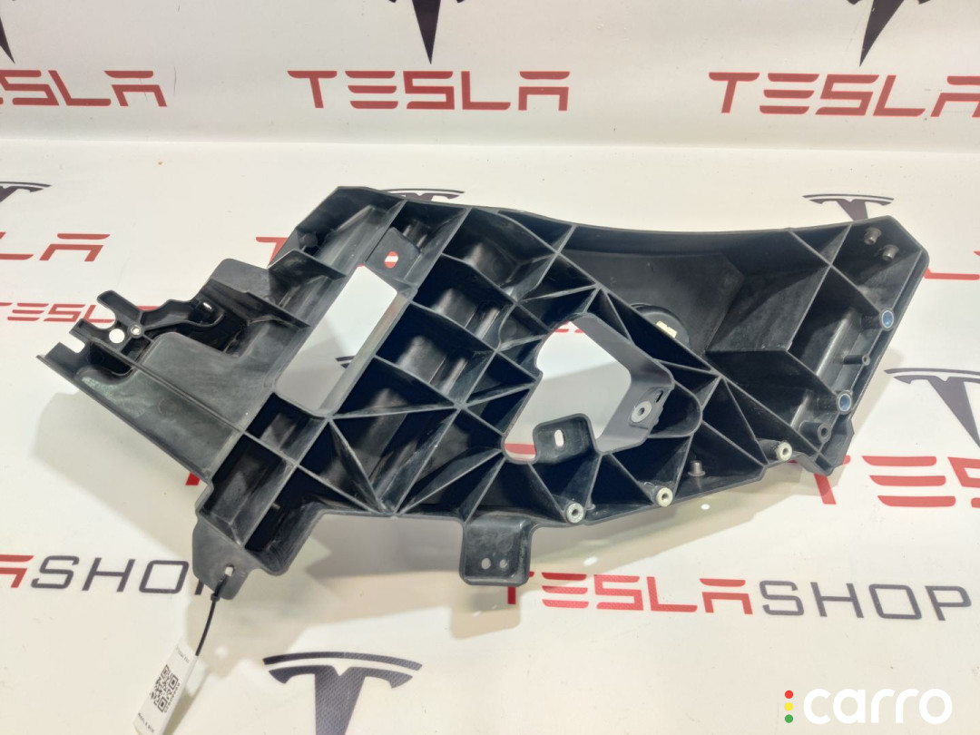 1043357-00-F крепление фары (кронштейн фары) левой Tesla Model X 2016г. - фото №3