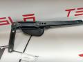 1046670-00-B щеткодержатель (поводок стеклоочистителя, дворник) правый Tesla Model X 2016г. - фото №4