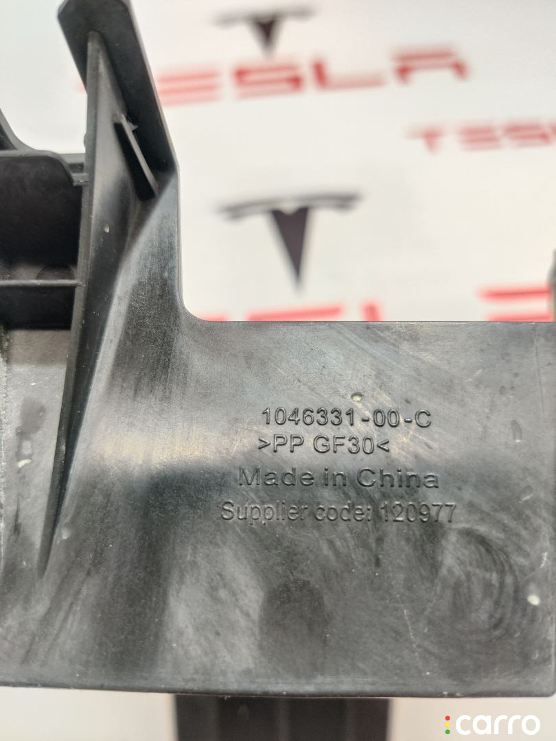 1046331-00-C Крепление блока предохранителей Tesla Model X 2016г. - фото №2