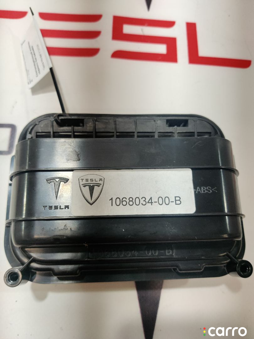 6007556, 1068034-00-C, 2F2A, B280B62 вентиляционный люк Tesla Model X 2016г. - фото №1