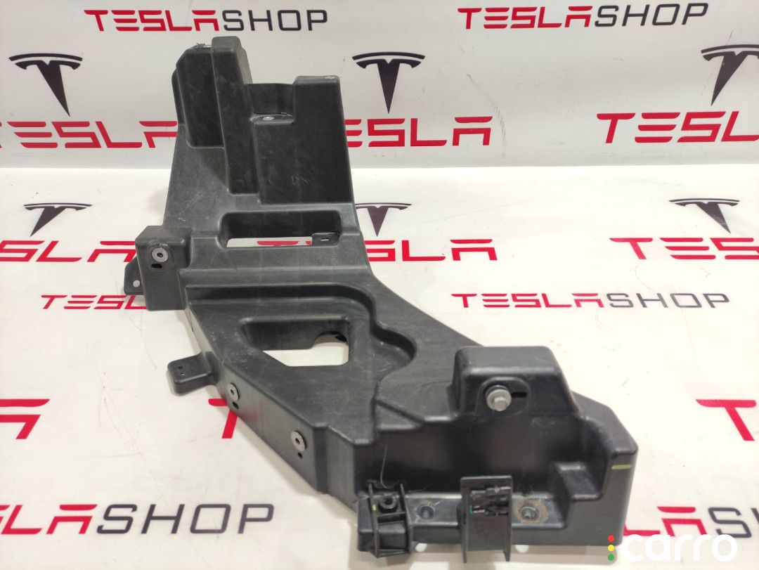 1043612-00-F крепление фары (кронштейн фары) правой Tesla Model X - фото №1