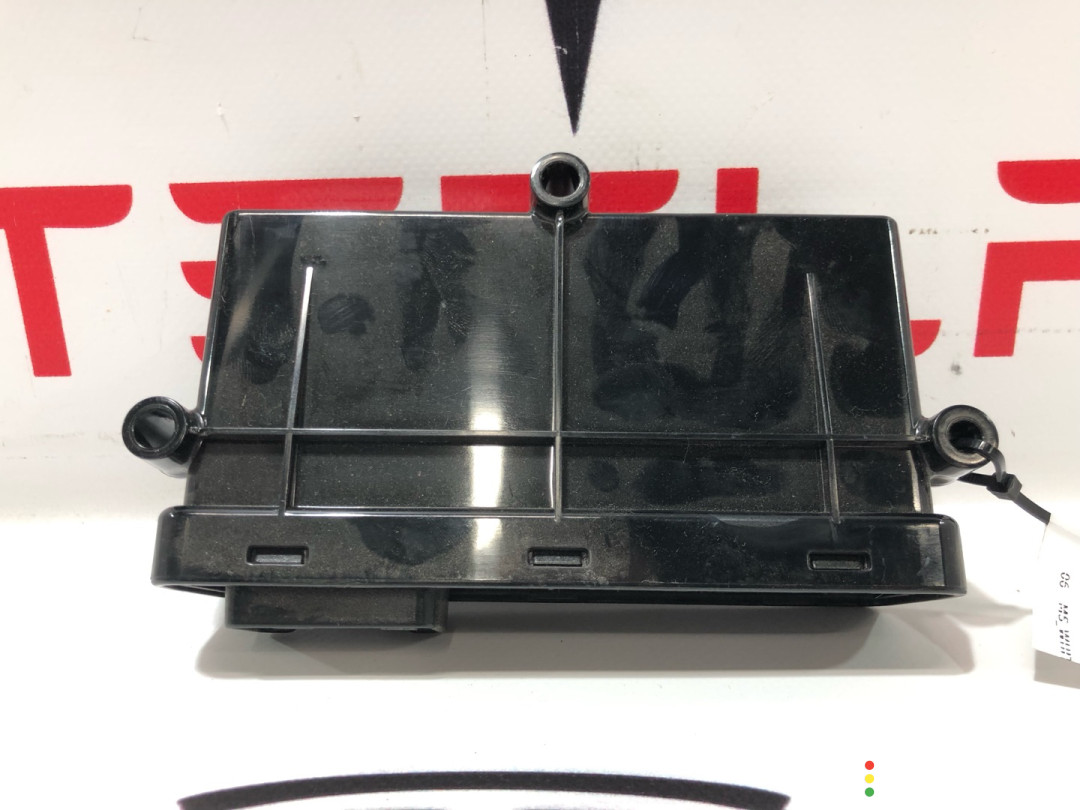 1007618-00-E ЭБУ электронного стояночного тормоза Tesla Model S 2019г. - фото №3