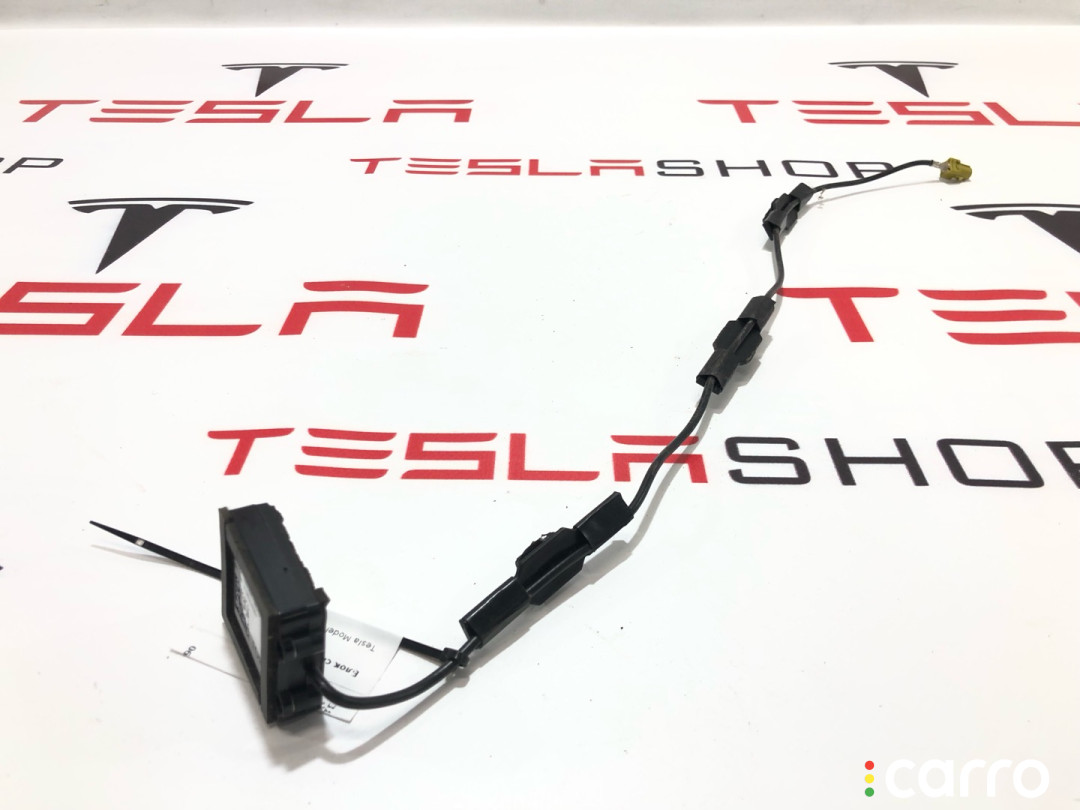 1050256-00-C антенна навигации Tesla Model S 2019г. - фото №2