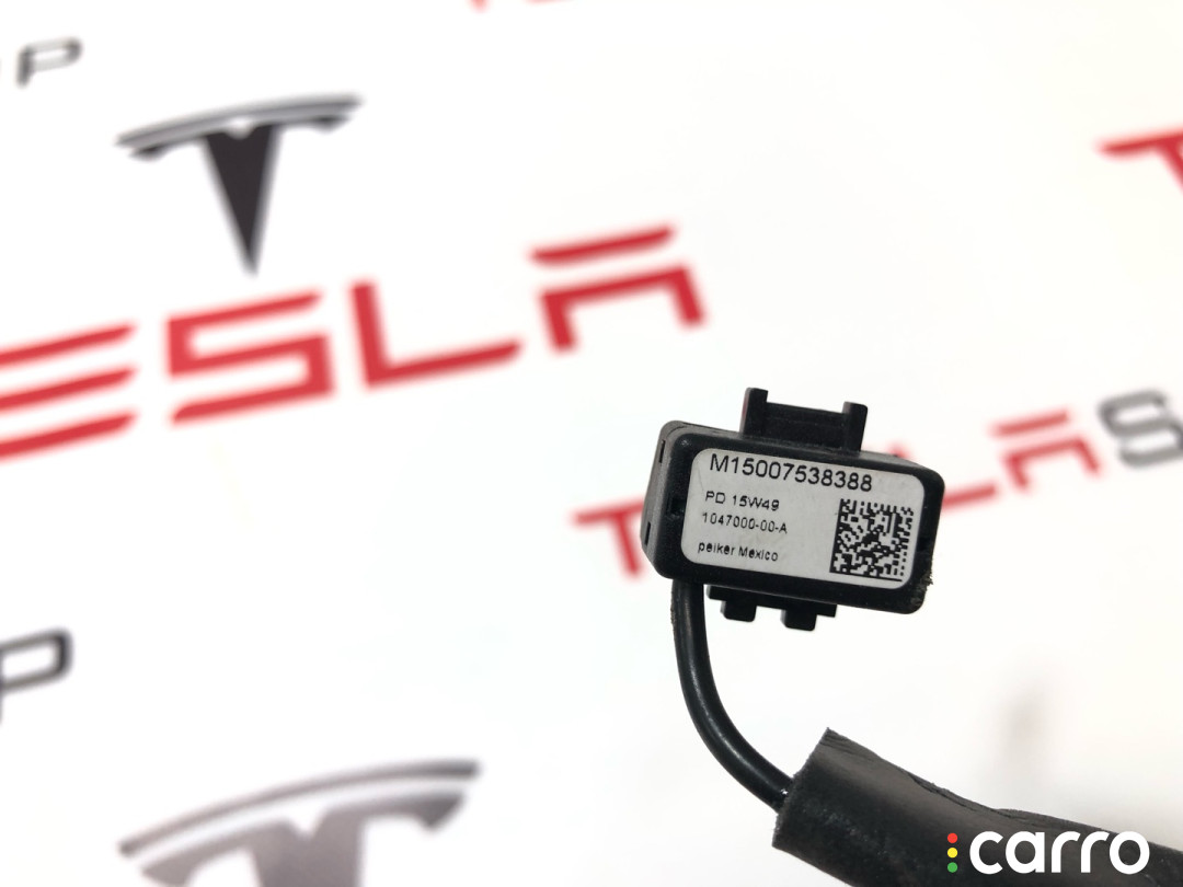 1047000-00-A микрофон Tesla Model X 2016г. - фото №3