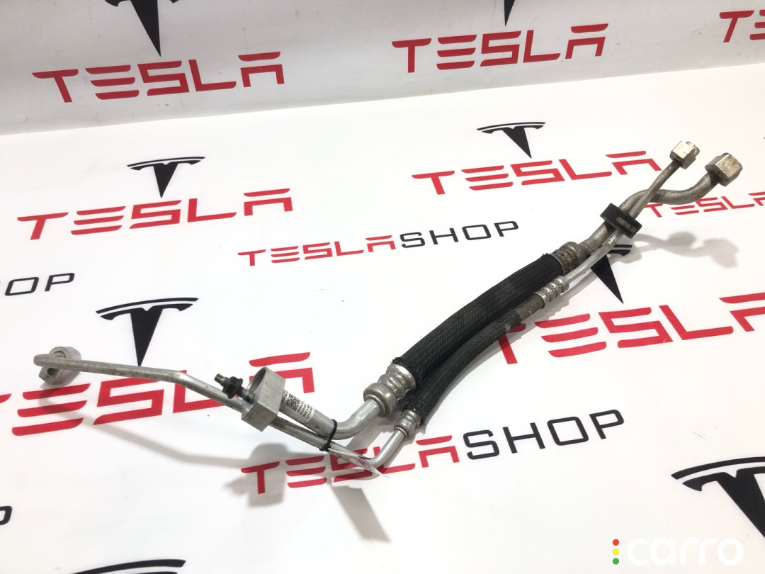1037334-00-D Трубка кондиционера Tesla Model X 2019г. - фото №1