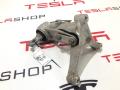103530000E, 1035000-01-J, 1055368-00-G кронштейн двигателя левый Tesla Model X 2019г. - фото №2