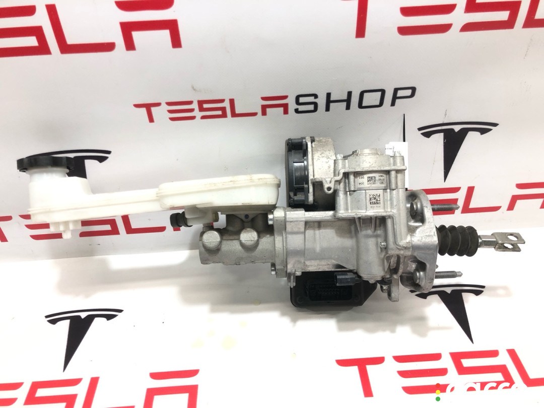 1045523-00-C цилиндр тормозной главный Tesla Model X 2019г. - фото №3