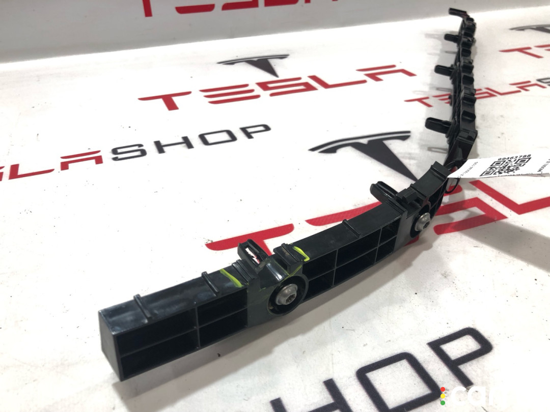 1034832-00-B, 1034834-00-D крепление бампера заднего Tesla Model X 2019г. - фото №1