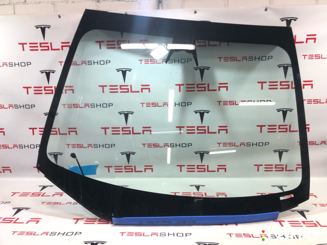 1466270-00-C, 1110860-00-F, 1126265-00-F Стекло лобовое Tesla Model 3 - фото №1