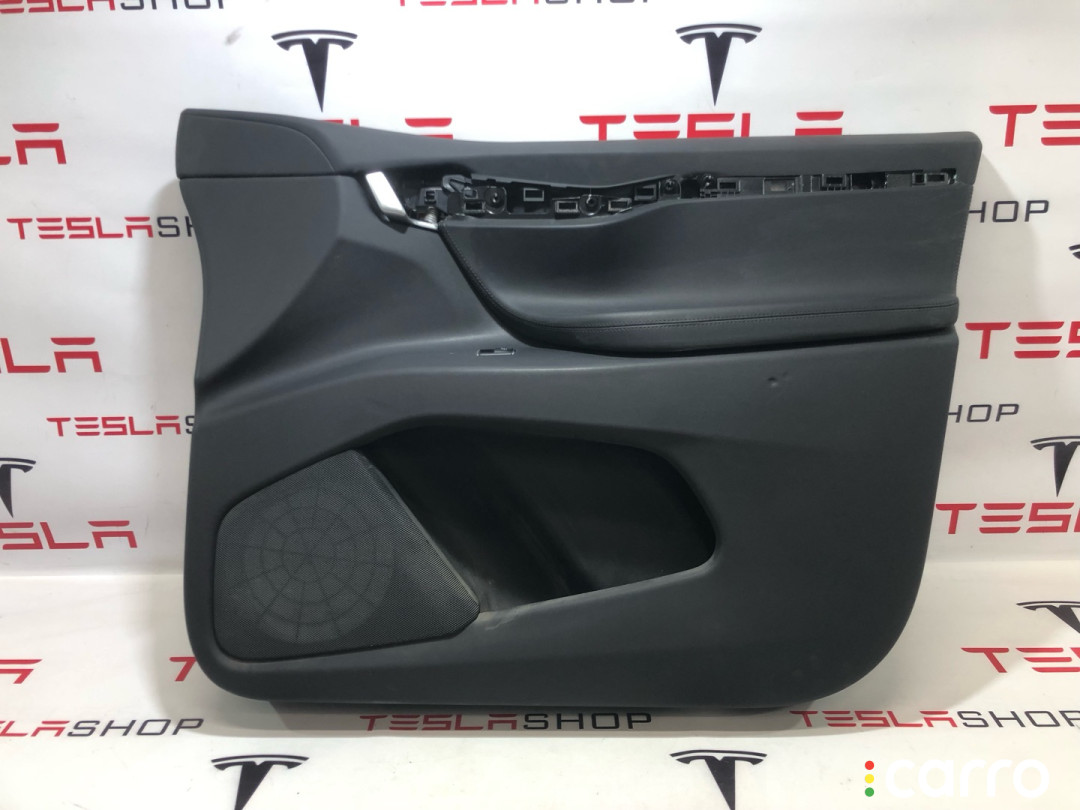 1055483-21-L обшивка двери передней правой Tesla Model X 2019г. - фото №1