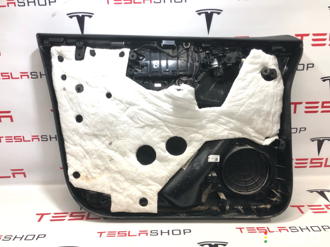 1055483-21-L обшивка двери передней правой Tesla Model X 2019г. - фото №2