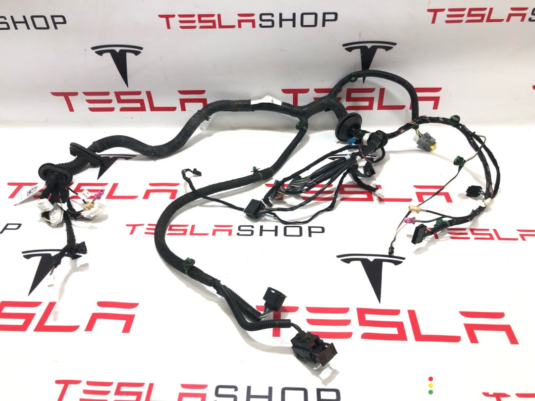1004424-00-G Электропроводка двери Tesla Model S 2013г. - фото №1
