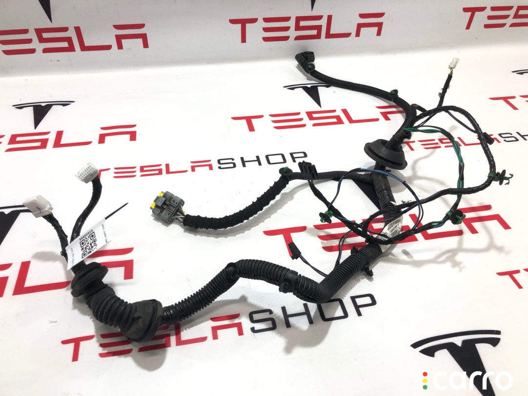 1004426-00-F Электропроводка двери Tesla Model S 2013г. - фото №1
