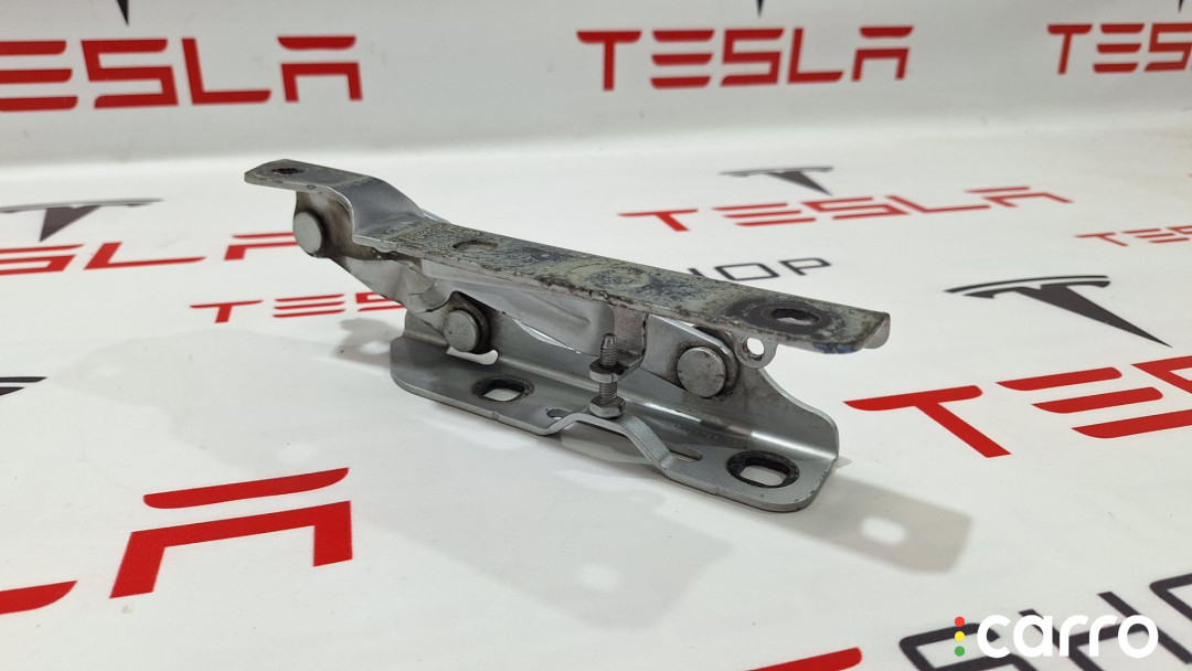 1029284-00-C, 6006738-00-E Петля капота левая Tesla Model S 2013г. - фото №1